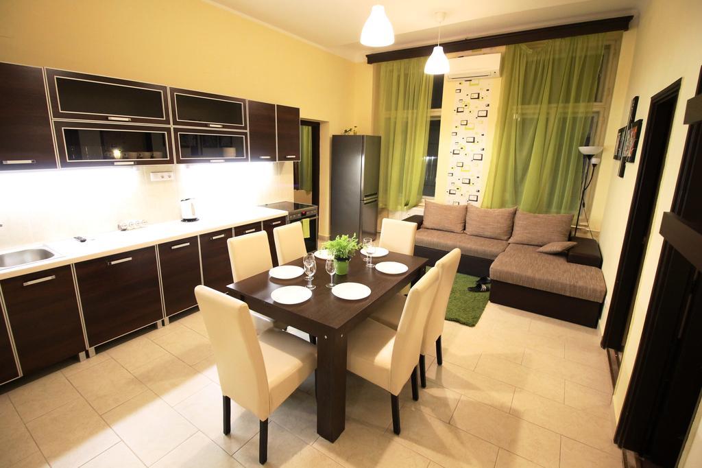 Appartement VÁCI Fashion Street Apartment